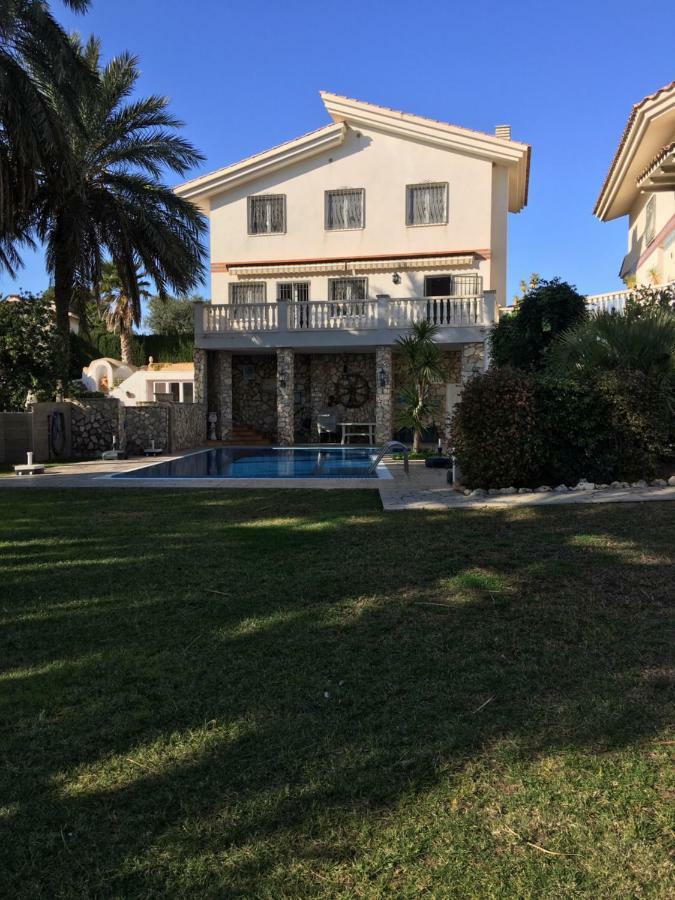 Villa Frente Al Mar L'Ampolla Luaran gambar